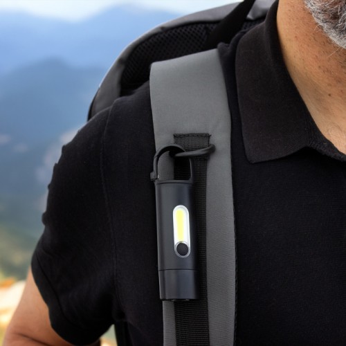 Linterna portátil recargable 